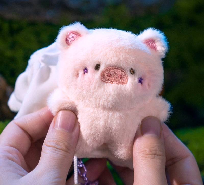 Lulu the Pig Horror Story Series – Shapeshifting Little Ghost Plush Blind Box Keychain