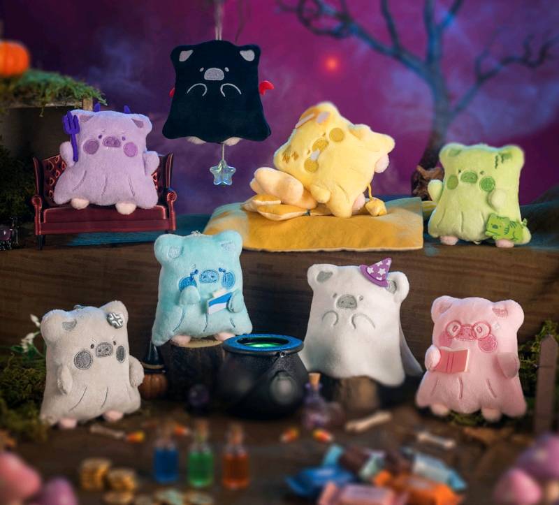 Lulu the Pig Horror Story Series – Shapeshifting Little Ghost Plush Blind Box Keychain